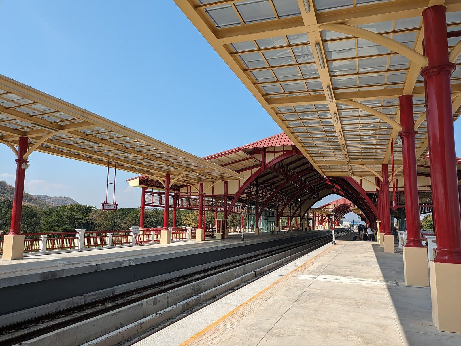 The red-and-cream platform roof at Hua Hin railway station