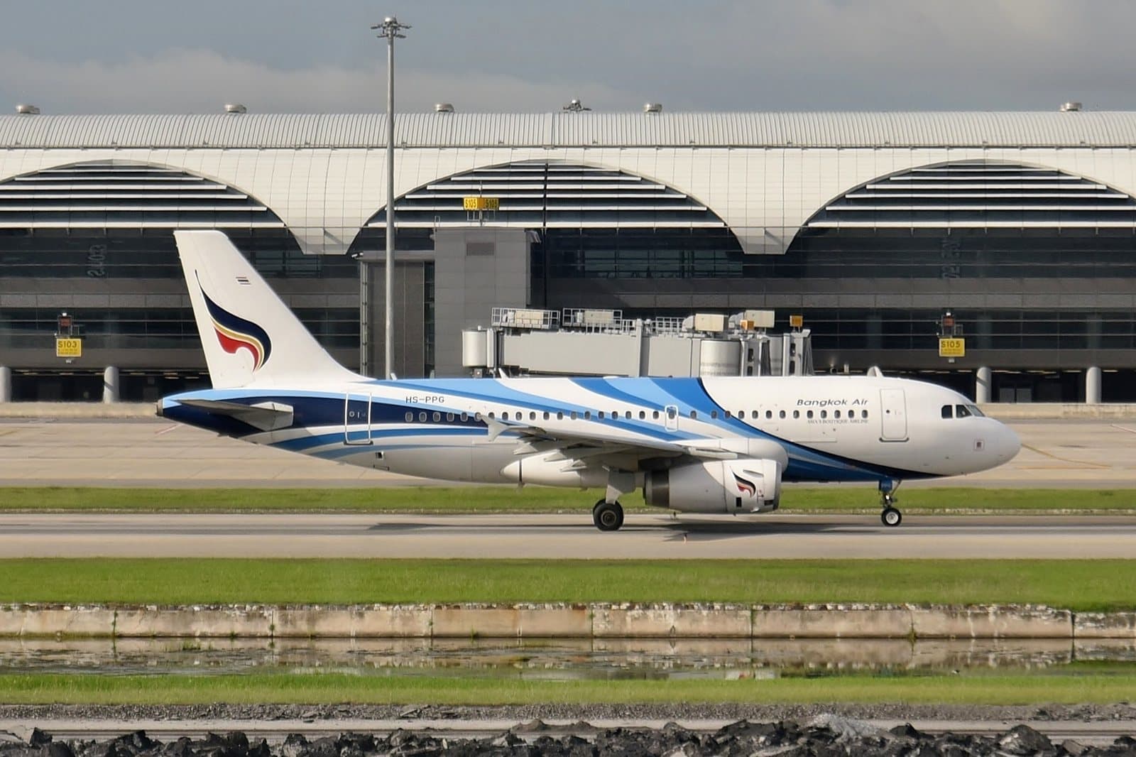 A Bangkok Airways plane taxiing at Suvarnabhumi Airport